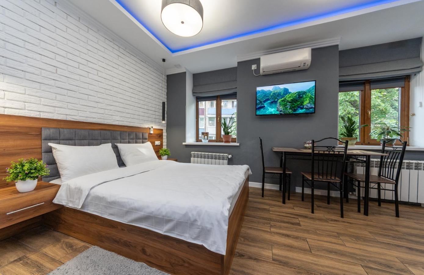 Lux Apartment Near Arena City เคียฟ ภายนอก รูปภาพ