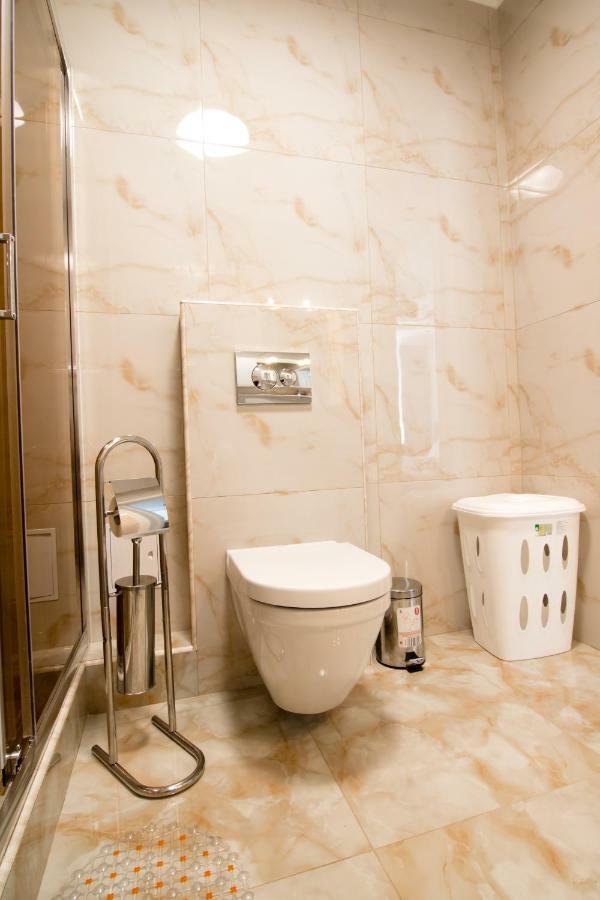 Lux Apartment Near Arena City เคียฟ ภายนอก รูปภาพ